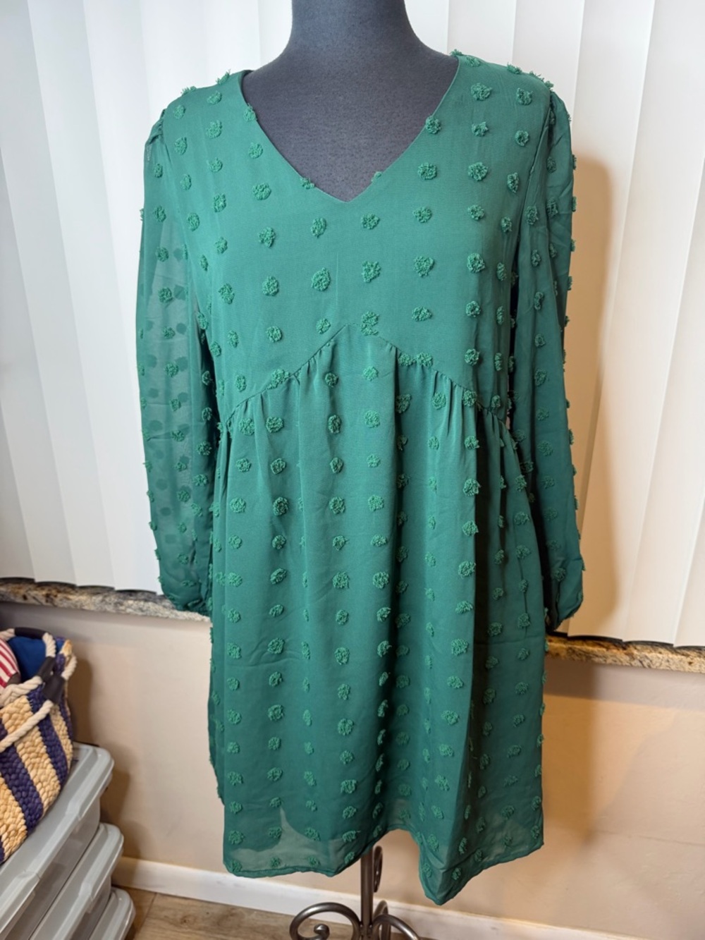 Green Long Sleeves Mini V Neck Flowy Swiss Dot Babydoll Dress Size Small